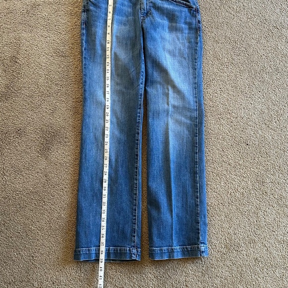 Eddie Bauer Curvy Fit Trouser Jeans – Women’s Size 4 - Picture 7 of 9